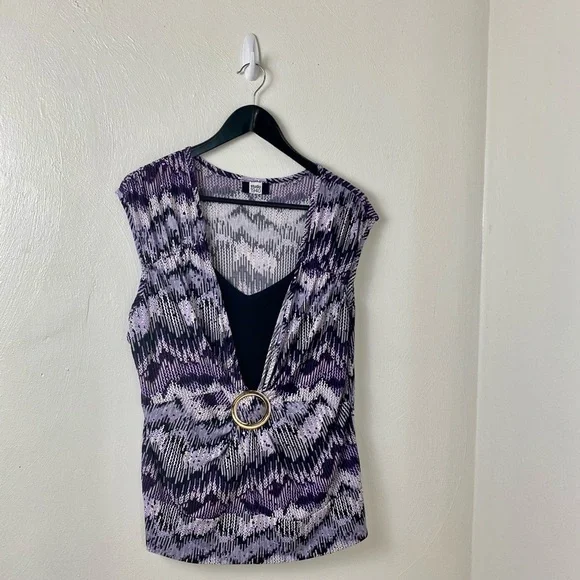 Shimmery Top. Studio 1940. Purple/Black. - Picture 8 of 10